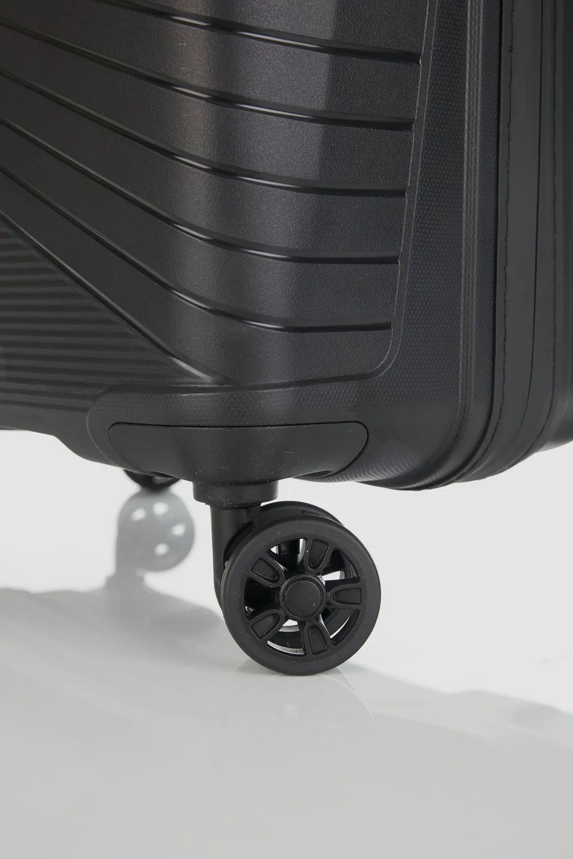 Airconic 77cm Case