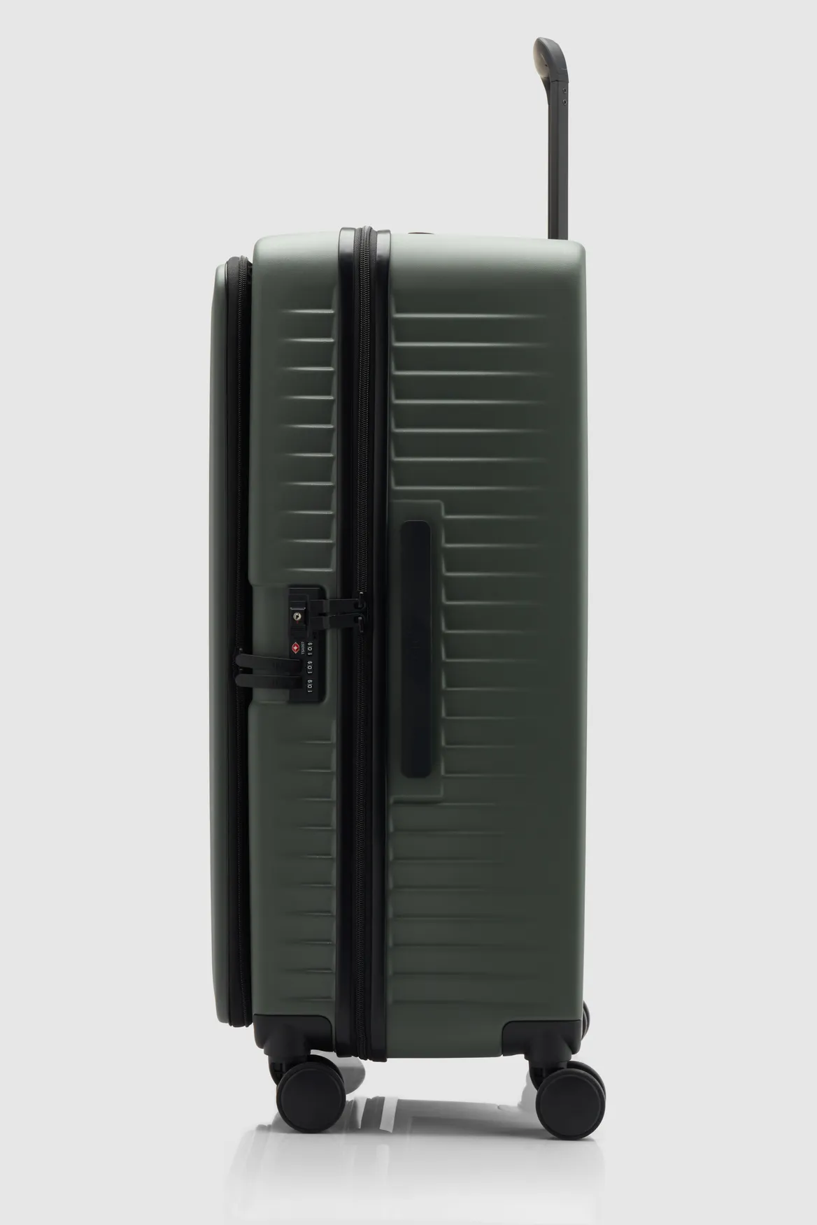 Venture Dual Open 75cm Suitcase